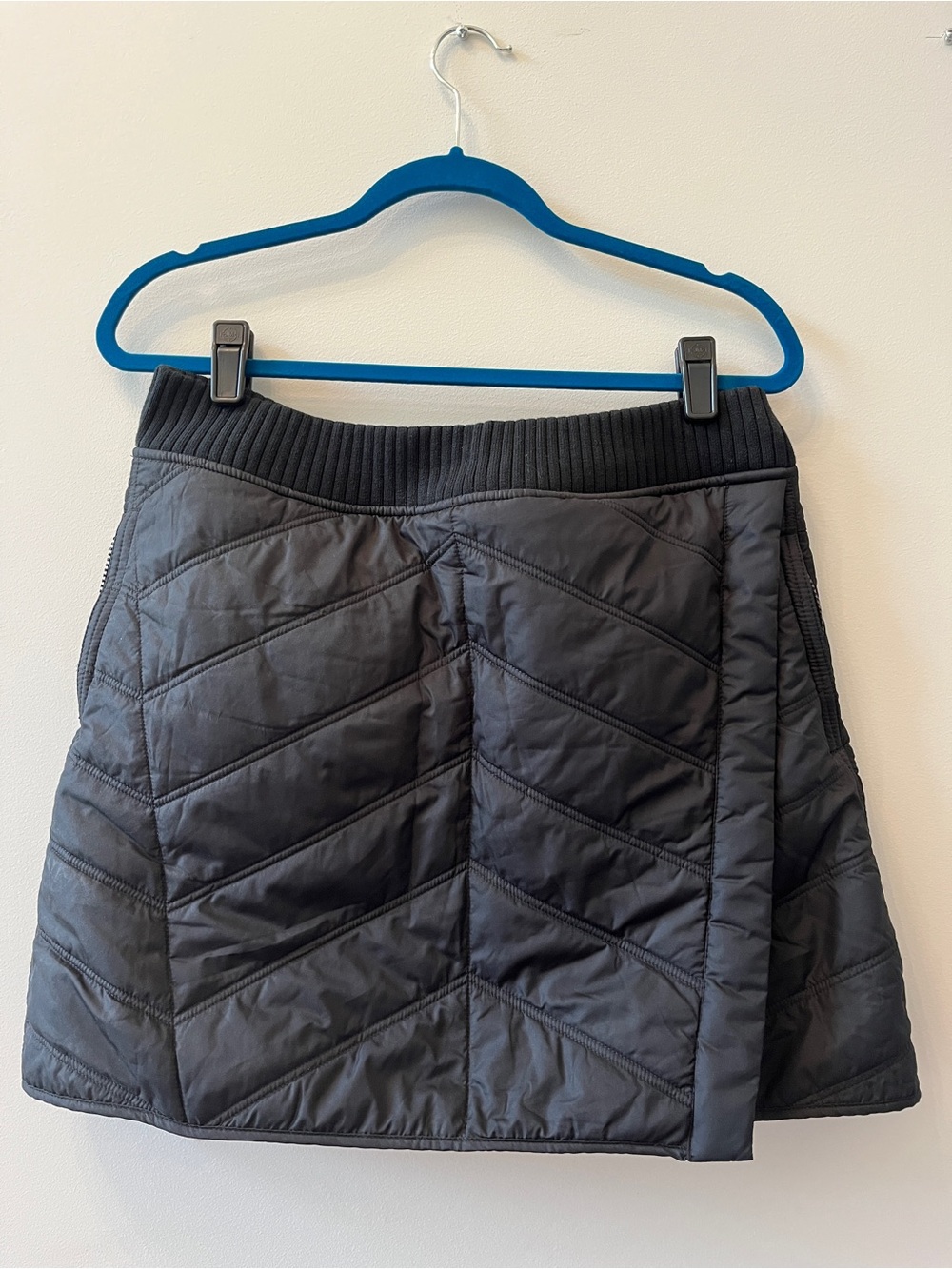 Prana Black Quilted A-Line Skirt with Ribbed Waist